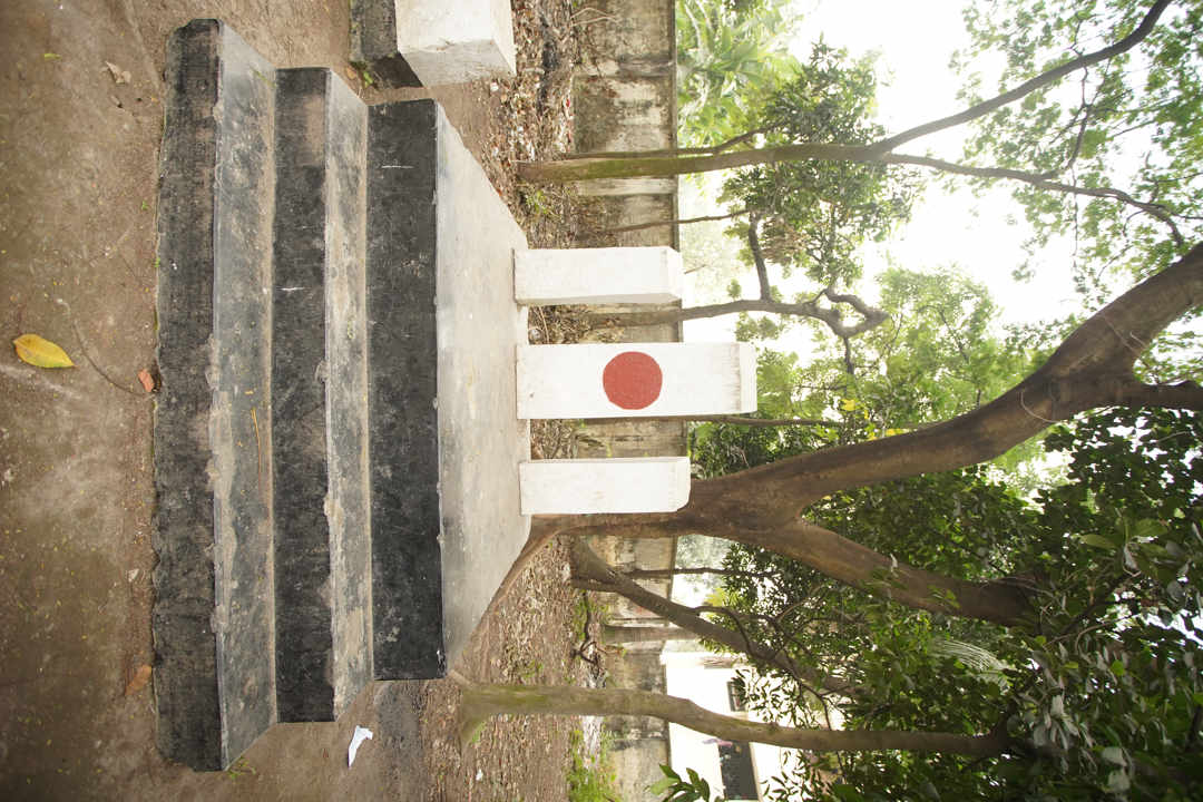 এক নজরে মির্জা আব্বাস মহিলা কলেজ ক্যাম্পাস